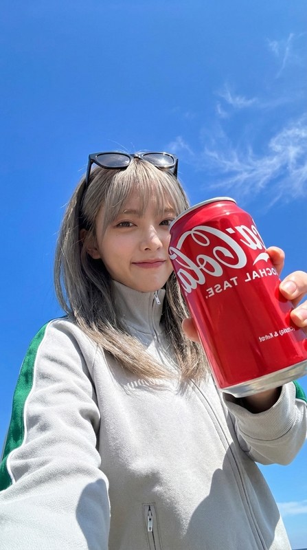 Summer Cola Girl